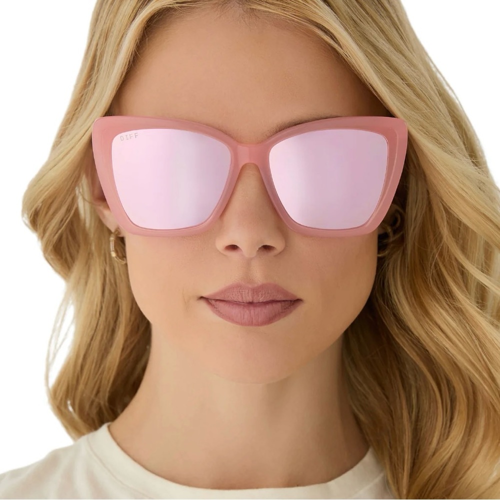 DIFF Becky II Sunglasses Peach Frame Cherry Blossom Mirror Lens Cat Eye NWT